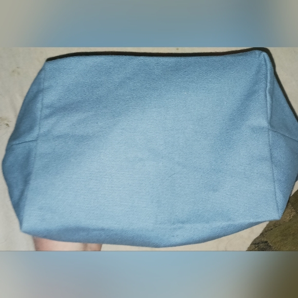 PRADA blue tote NWOT - Picture 4 of 7